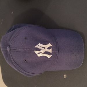 New York Yankees hat